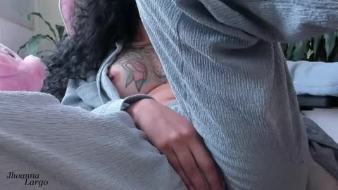 Snapshot of jhoanna_largo chatting on 04/06/26, 05:25 Jhoanna Largo online show from 04/06/26, 05:25