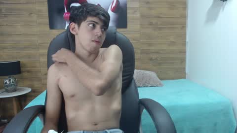Jhoel online show from 02/05/25, 01:11