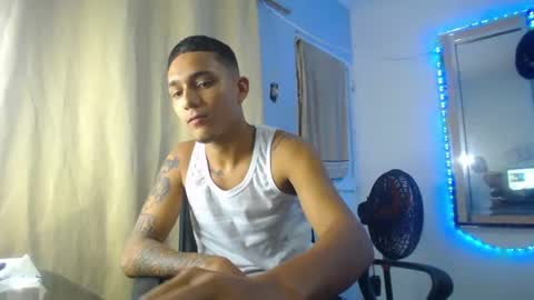 Snapshot of jhojanlatino chatting on 10/08/25, 10:40 jhonaiker online show from 10/08/25, 10:40