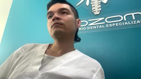 jhon446882 online show from 12/15/25, 03:38