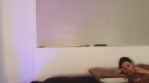 Jhon and Karol online show from 06/18/26, 04:02