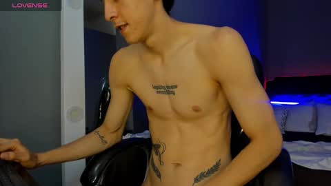 Jhon online show from 09/17/25, 02:19