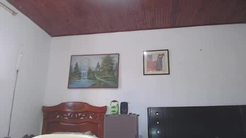 jhon tommy online show from 01/01/25, 02:20