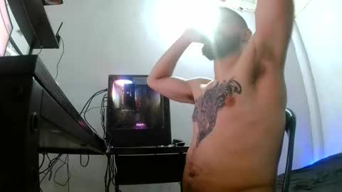 jhonduglas online show from 04/01/26, 04:24