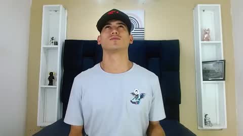 Jhon online show from 12/28/24, 02:22