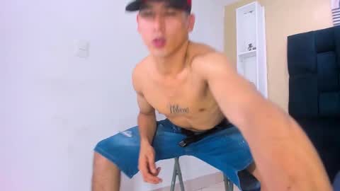 Jhon online show from 01/18/25, 02:25