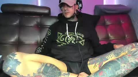 jhonny_ackerman online show from 07/04/26, 09:21