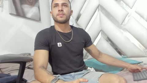 jhonny online show from 12/21/24, 07:35