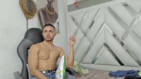 jhonny online show from 12/23/24, 10:10