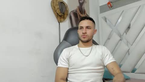 jhonny online show from 12/24/24, 07:22