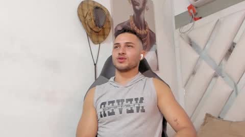 jhonny online show from 01/05/25, 03:32