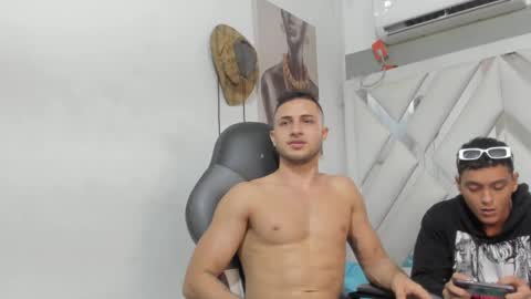 jhonny online show from 01/16/25, 09:48