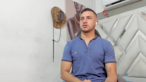 jhonny online show from 01/29/25, 03:33