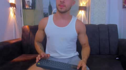 jhonny online show from 02/19/25, 07:06