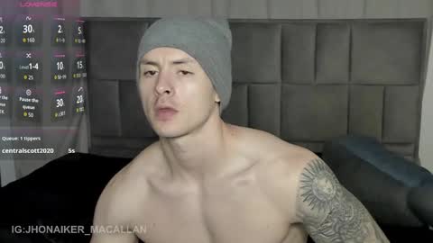 Snapshot of jhonny_macallan chatting on 09/12/25, 01:28 Jhonaiker online show from 09/12/25, 01:28