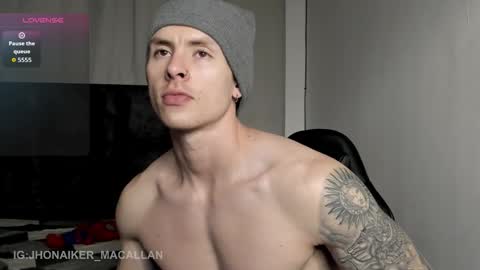 Snapshot of jhonny_macallan chatting on 01/07/26, 12:24 Jhonaiker online show from 01/07/26, 12:24