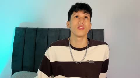 Jhonny online show from 03/24/26, 03:22