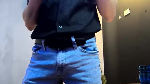 Snapshot of jhonny_thes28 chatting on 09/17/25, 07:43 jhonny_thes28 online show from 09/17/25, 07:43