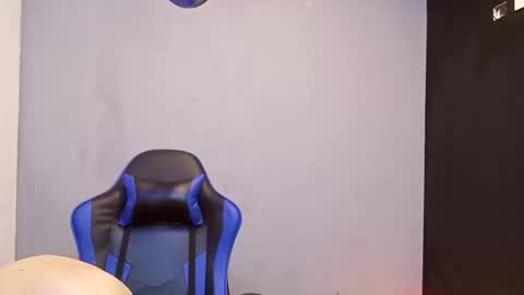 jhonny_thes28 online show from 02/14/26, 04:37