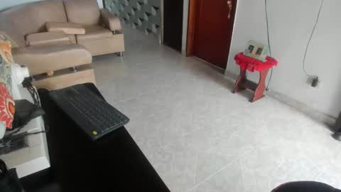 Snapshot of jhonnyxxfitnexx chatting on 10/11/25, 06:06 jh online show from 10/11/25, 06:06