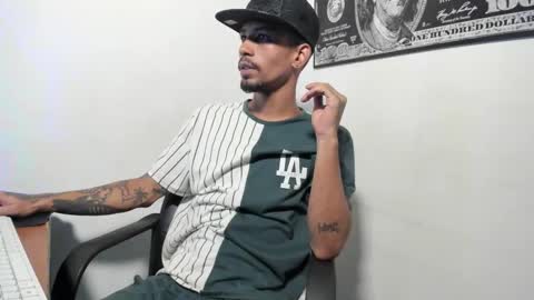 jhonson821 online show from 12/18/25, 07:36