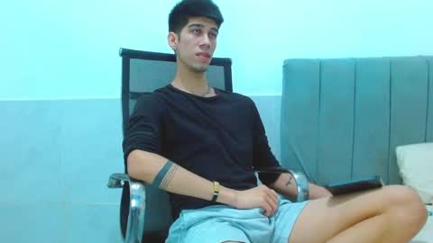 Snapshot of jhony_sex3 chatting on 02/10/26, 06:50 jhony_sex3 online show from 02/10/26, 06:50