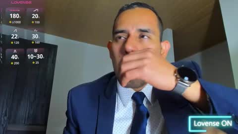 Jhony Alzate online show from 10/28/25, 02:59