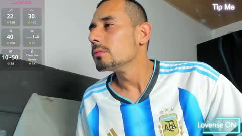 Snapshot of jhonyalzate chatting on 04/01/26, 01:39 Jhony Alzate online show from 04/01/26, 01:39