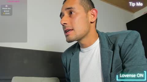 Snapshot of jhonyalzate chatting on 04/09/26, 02:44 Jhony Alzate online show from 04/09/26, 02:44