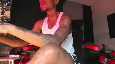 Snapshot of jhonymiller chatting on 11/30/25, 07:51 jhonymiller online show from 11/30/25, 07:51