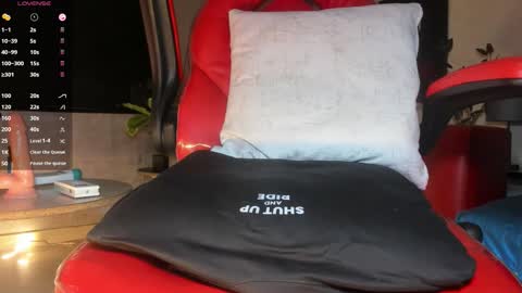 Snapshot of jhonymiller chatting on 02/10/26, 10:25 jhonymiller online show from 02/10/26, 10:25