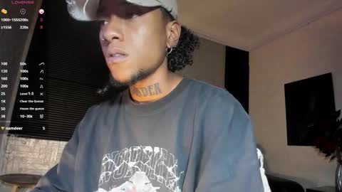 Snapshot of jhonymiller chatting on 03/25/26, 08:15 jhonymiller online show from 03/25/26, 08:15