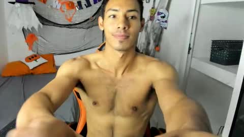 Snapshot of jhosep_hamilton chatting on 10/18/25, 07:03 jhosep_hamilton online show from 10/18/25, 07:03