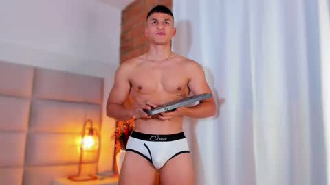 Jhosua Hunt online show from 03/01/25, 04:15