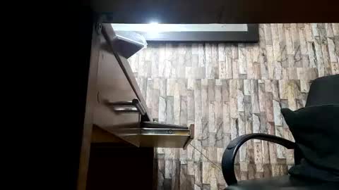 Jhosuamoore  online show from 10/31/25, 11:17