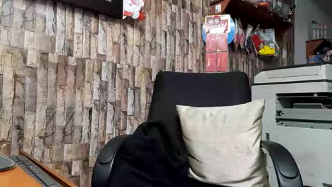 Jhosuamoore  online show from 01/08/26, 12:13