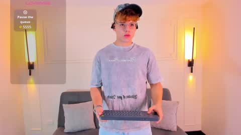 Snapshot of jhoumod_21 chatting on 09/24/25, 10:18 jhoumod_21 online show from 09/24/25, 10:18