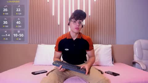 Snapshot of jhoumod_21 chatting on 10/16/25, 10:16 jhoumod_21 online show from 10/16/25, 10:16