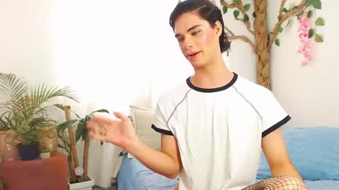 Snapshot of jhuan_cute chatting on 04/17/26, 03:48 Jhuan Nhez online show from 04/17/26, 03:48