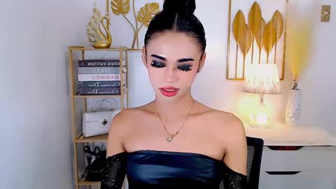 Snapshot of jhulianagrey chatting on 12/09/24, 05:18 julie online show from 12/09/24, 05:18