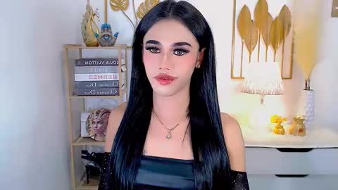 Snapshot of jhulianagrey chatting on 12/15/24, 01:46 julie online show from 12/15/24, 01:46