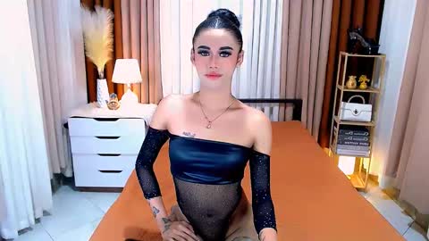 Snapshot of jhulianagrey chatting on 01/17/25, 05:00 julie online show from 01/17/25, 05:00