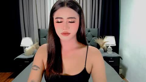 julie online show from 04/23/26, 11:51