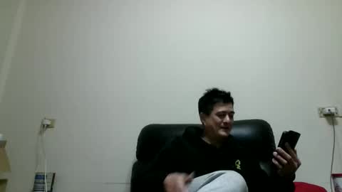 Snapshot of jhwozy chatting on 02/12/25, 04:00 jhwozy online show from 02/12/25, 04:00