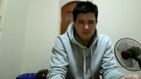 jhwozy online show from 11/22/25, 03:33