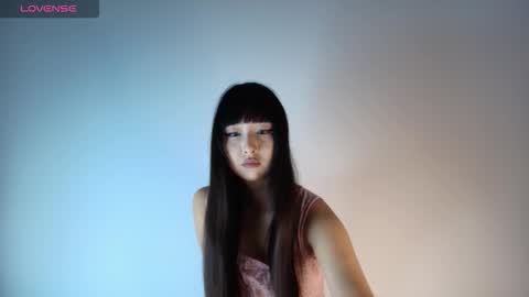 Jiyen online show from 10/26/25, 11:42