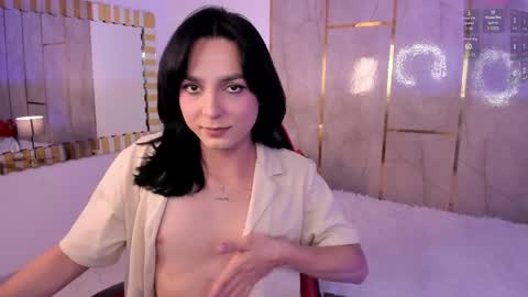 Snapshot of jiggly_ chatting on 05/19/26, 05:36 Jiggly online show from 05/19/26, 05:36