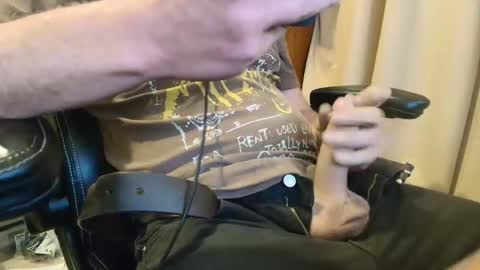 jim74122 online show from 09/30/25, 03:33