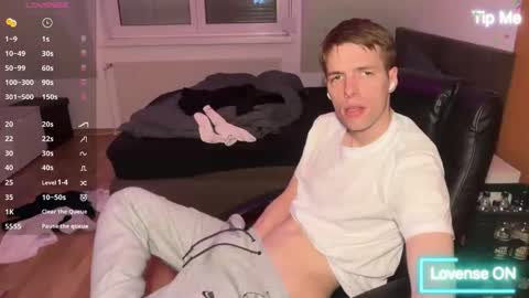 Snapshot of jim_fury chatting on 04/16/26, 04:19 Jimmy online show from 04/16/26, 04:19