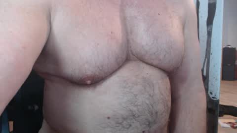 Snapshot of jimbeefbear chatting on 07/05/26, 03:41 Jim online show from 07/05/26, 03:41